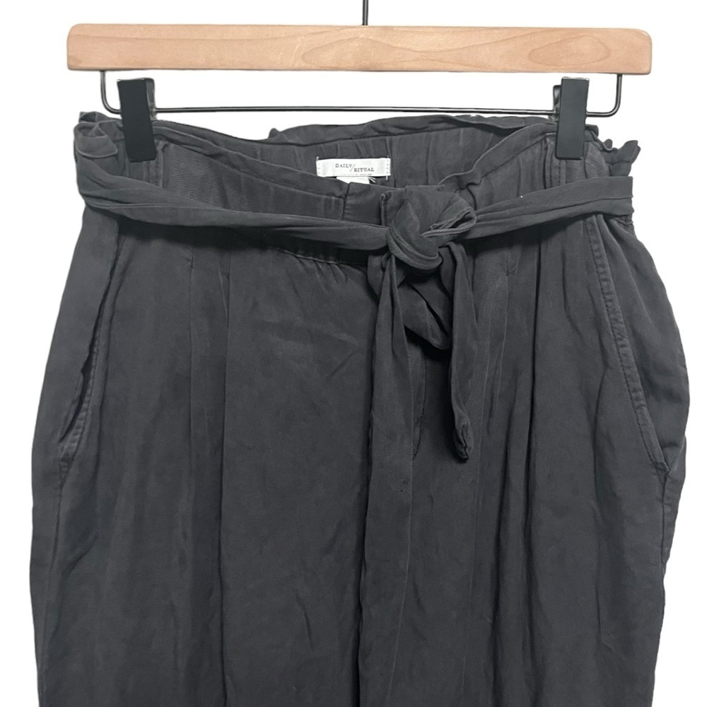 Daily Ritual Gray Belted Tapered Pants - Picture 5 of 11